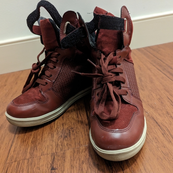 Hidden wedge sneakers - Picture 1 of 8